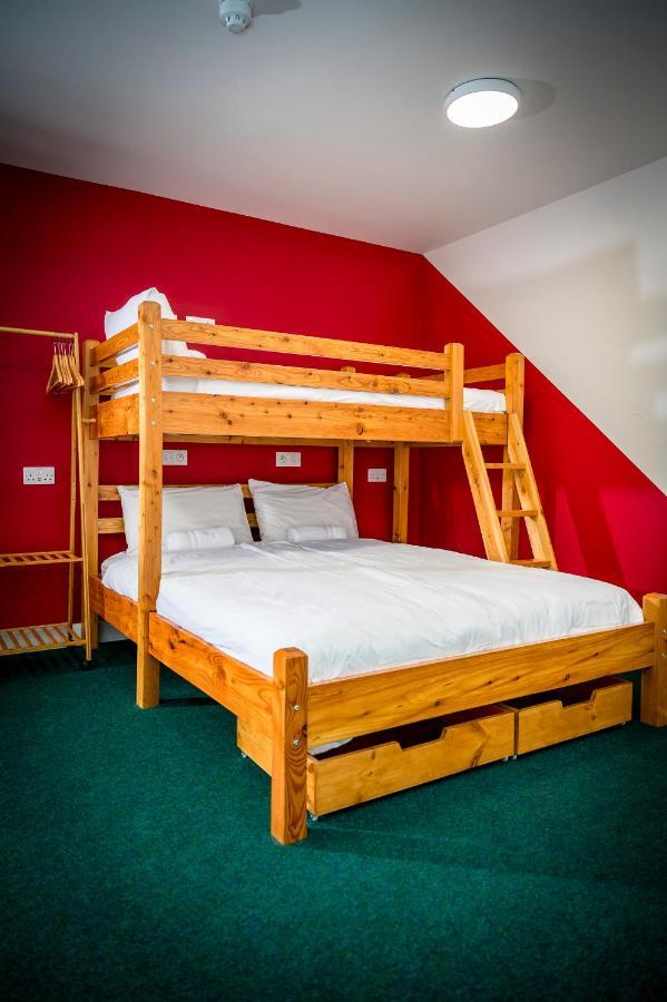 Loch Ness Bunk Inn Drumnadrochit Exteriér fotografie